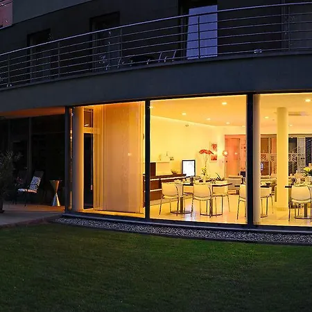 Bianca Hotel 3*