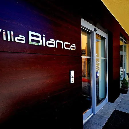 Bianca 3*